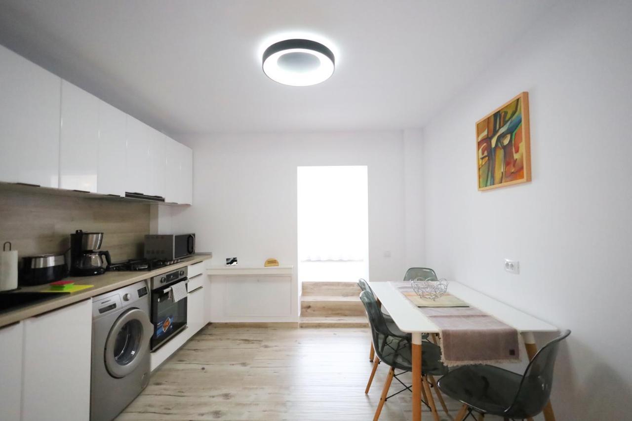 Apartament Patrick Gura Humorului Exteriör bild